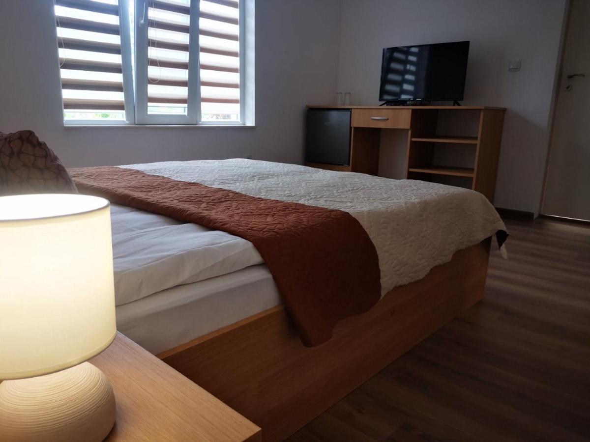 Saint Maria Guest House Velingrad Esterno foto