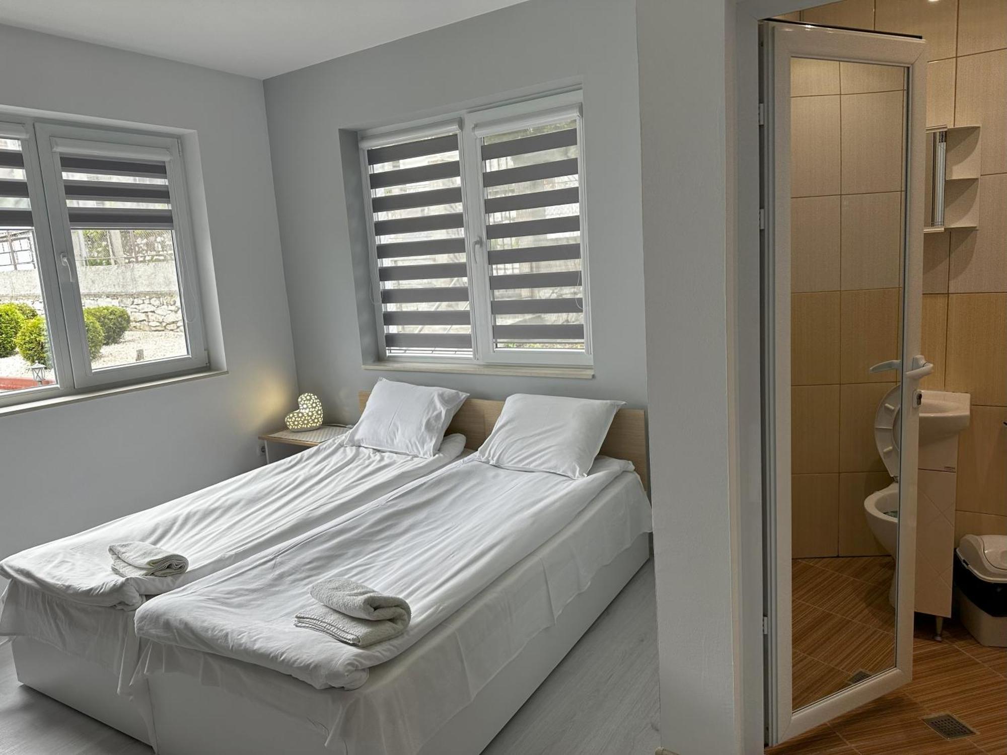 Saint Maria Guest House Velingrad Esterno foto